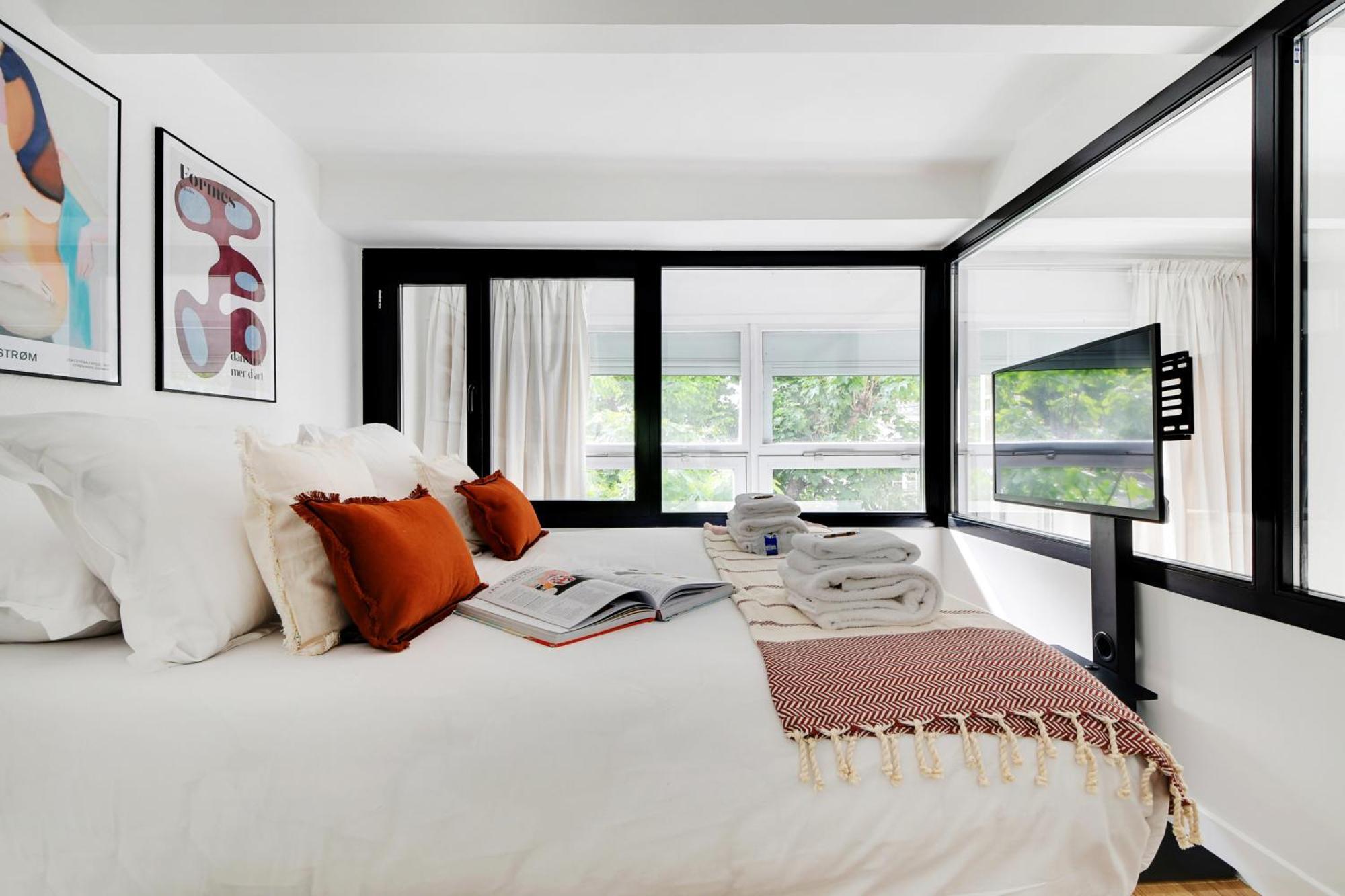 דירות פריז Amazing Loft 2Br - Eiffel Tower מראה חיצוני תמונה