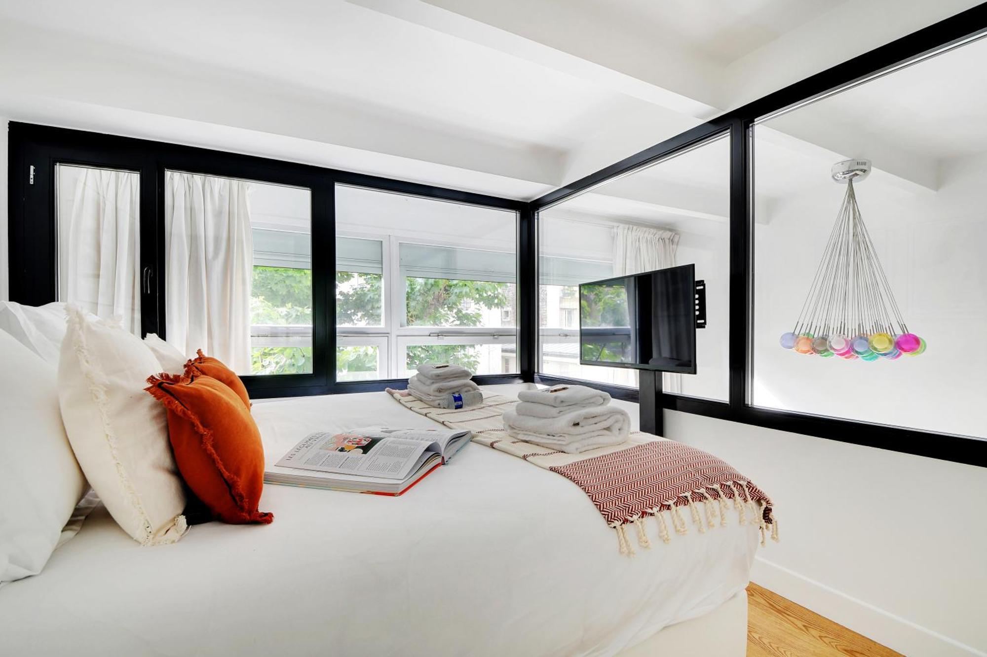 דירות פריז Amazing Loft 2Br - Eiffel Tower מראה חיצוני תמונה